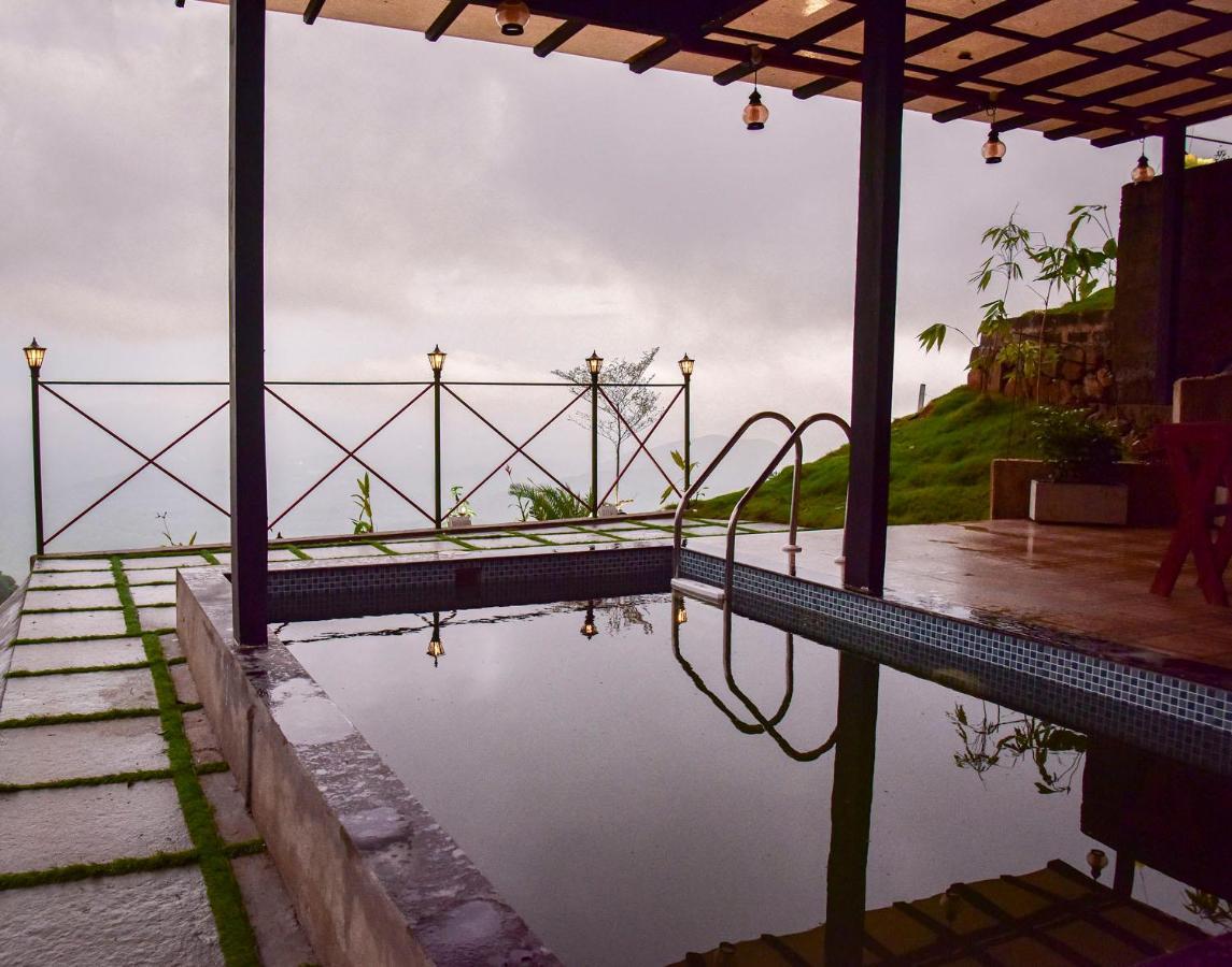 Mount Stratus Resort Vayalada Balussery Extérieur photo