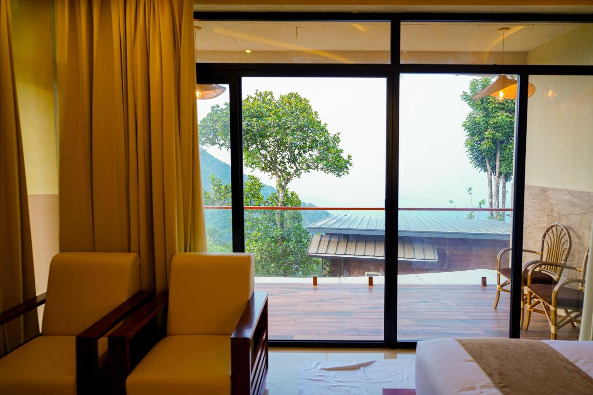 Mount Stratus Resort Vayalada Balussery Extérieur photo