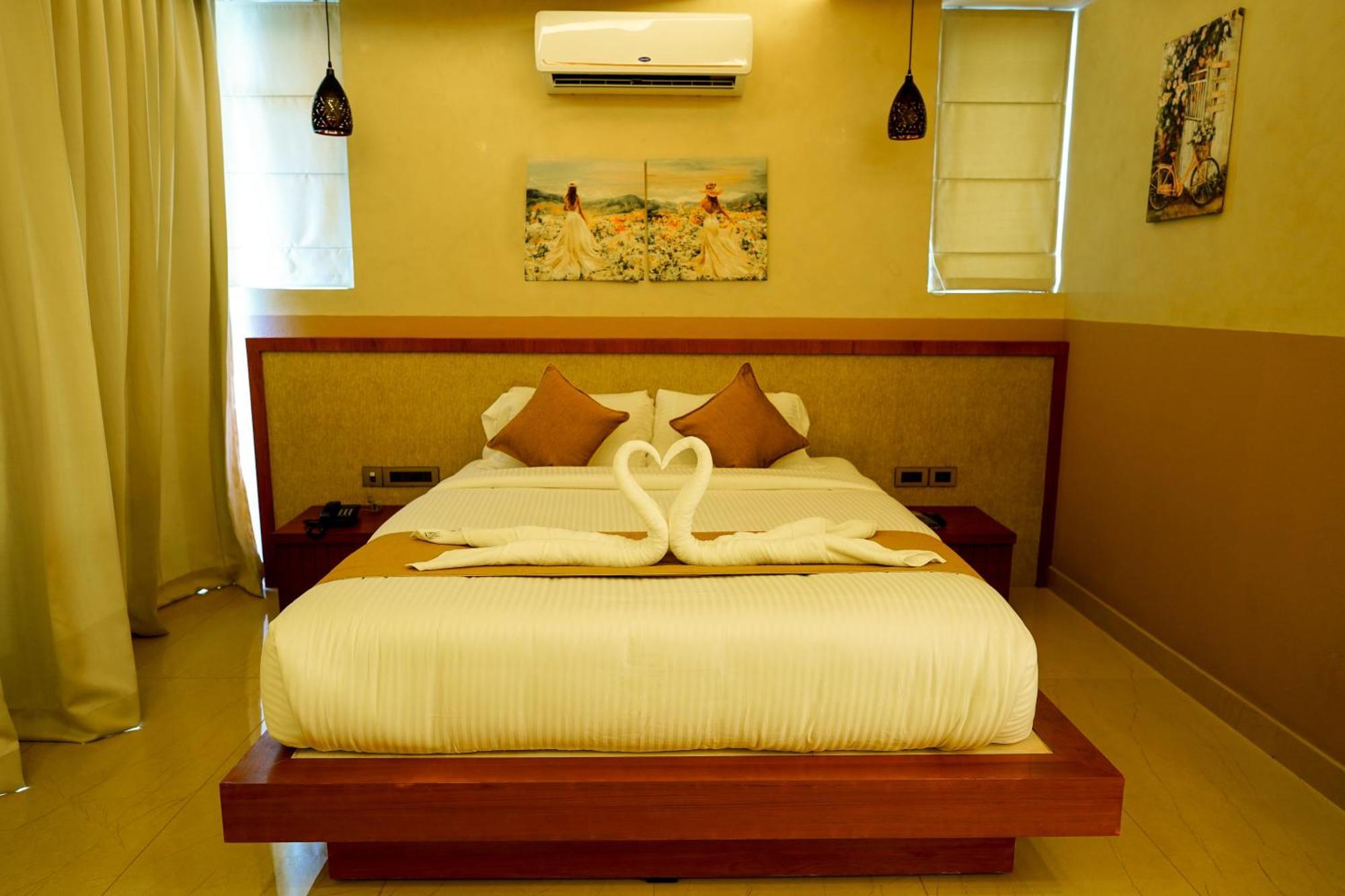 Mount Stratus Resort Vayalada Balussery Extérieur photo
