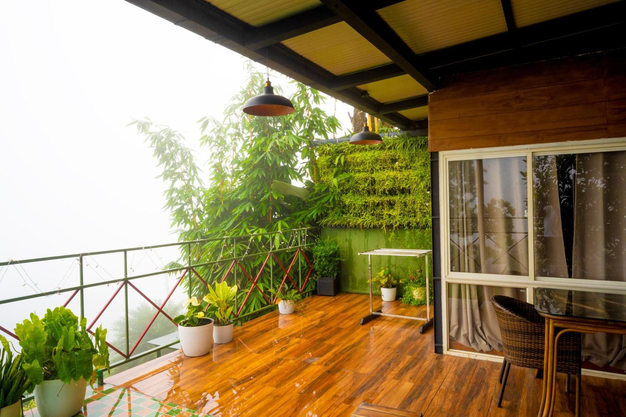 Mount Stratus Resort Vayalada Balussery Extérieur photo